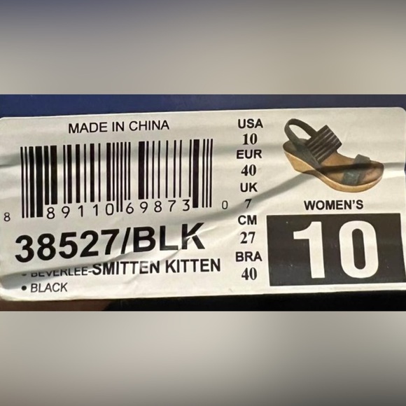 LAST CHANCE—NEW Sketchers sandals-wedge-size 10-Final price drop! - Picture 8 of 12